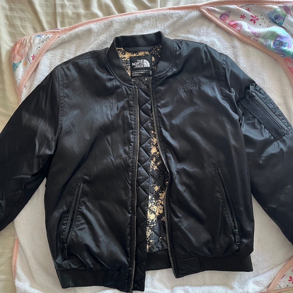 The NorthFace women’s jacket